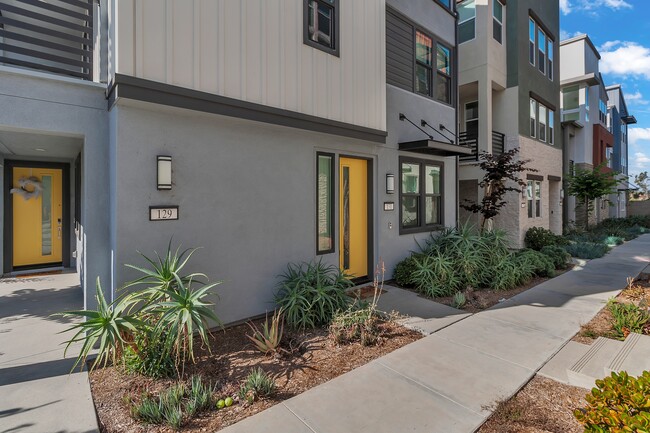 Photo - 131 Fable Townhome