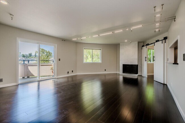 Foto del edificio - EPIC REA:End-Unit & Top 2 Floor (Penthouse...