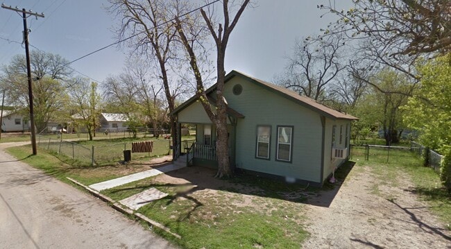 Building Photo - 1812 Avenue I