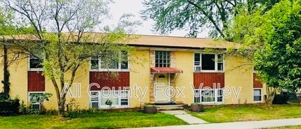 Building Photo - 746 Beach Ave