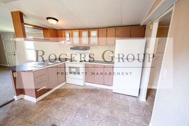 Foto del edificio - 33 Country Ln