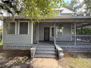 Building Photo - 2523 NW 6th St