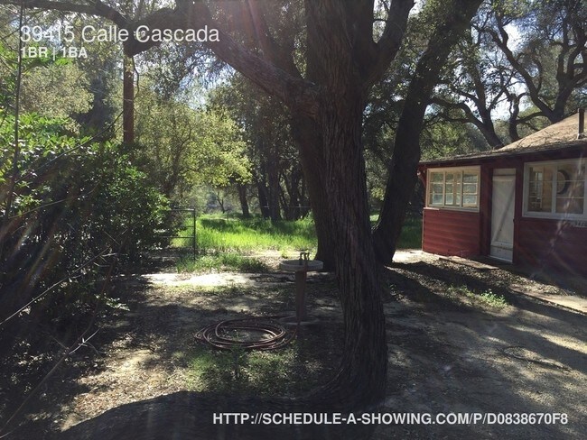 Building Photo - 39415 Calle Cascada