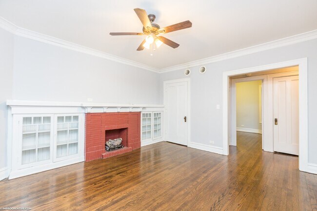 Foto del edificio - Beautiful 1 Bed 1Bath in the Andersonville area