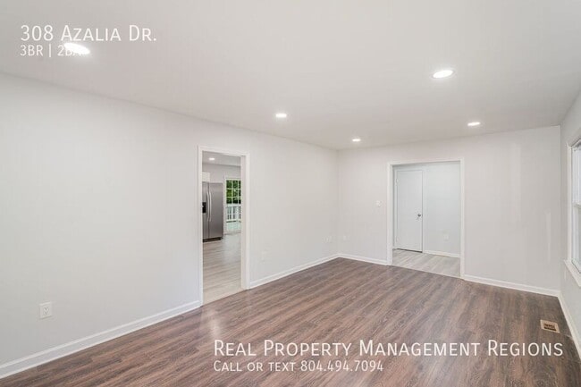 Building Photo - 308 Azalia Dr