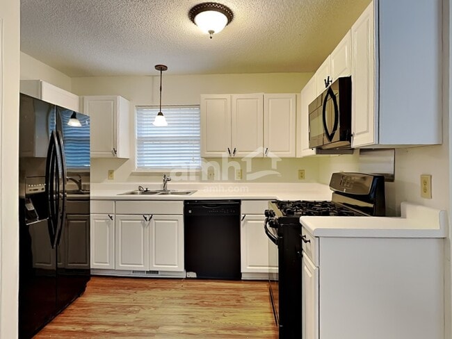 Building Photo - 219 Carroll St