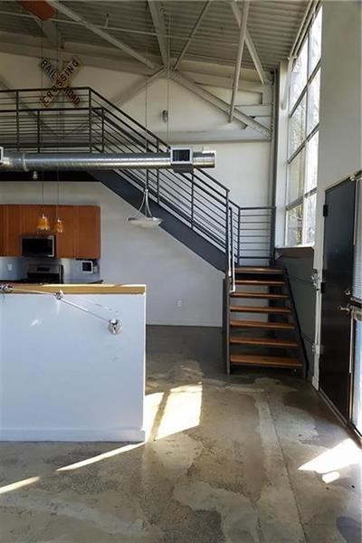 Foto del edificio - 400 Village Pkwy
