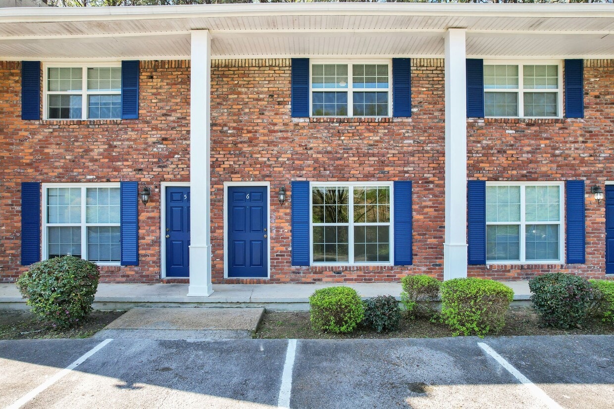 Building Photo - 