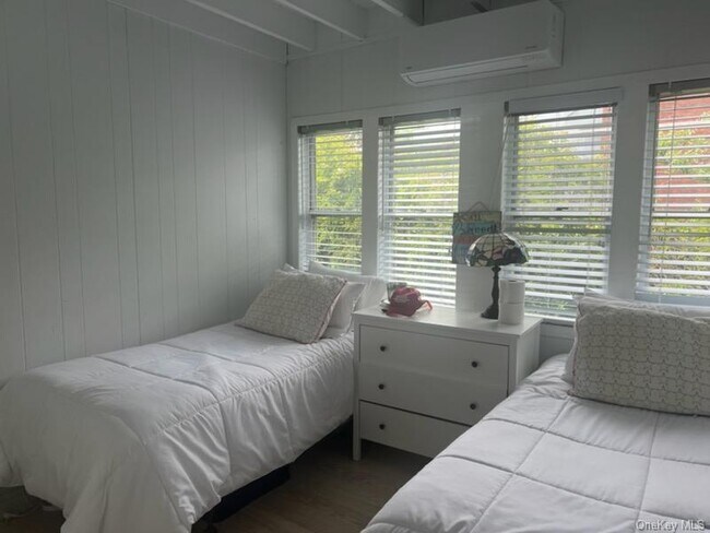 Foto del edificio - 57 Juniper Ave