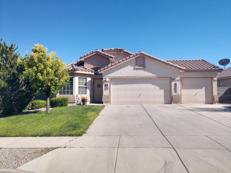 3462 Hunter Meadows Cir NE, Rio Rancho, NM 87144 House for Rent in