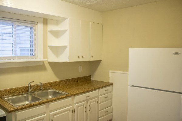 Foto del edificio - 194 E 315th St