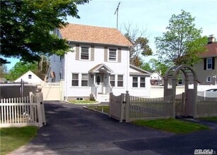 Building Photo - 21 Rhodes Ave