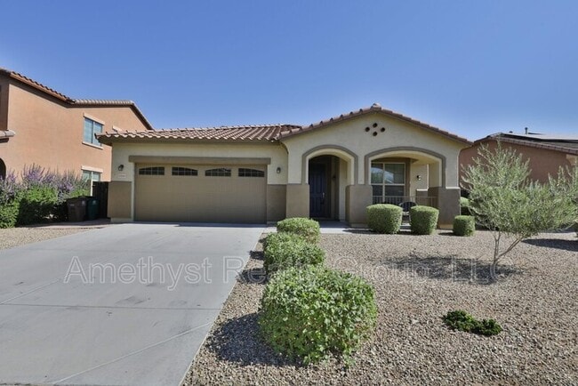 Building Photo - 15068 W Glenrosa Ave
