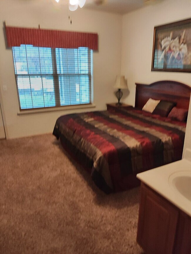 Foto del edificio - Furnished 1 bedroom 1 bath near Silver Dollar City Branson West, MO