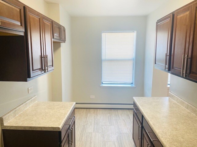 Building Photo - 4915 S Drexel Blvd