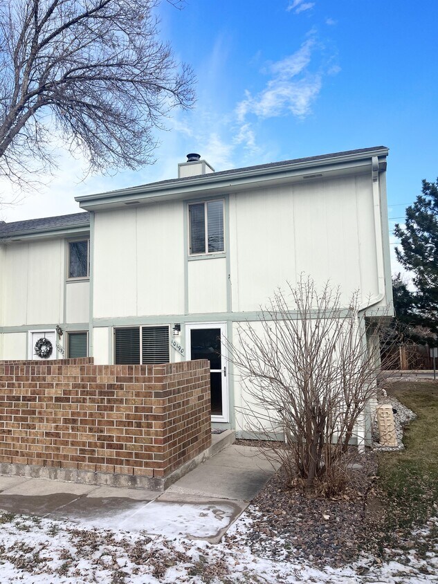 10190 Quivas St, Thornton, CO 80260 Townhome Rentals in Thornton CO