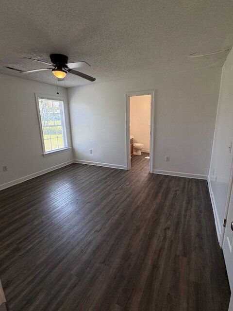 Foto del edificio - 4676 Weyerhaeuser Rd