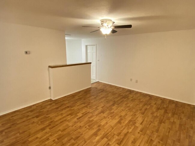 Foto del edificio - 7430 Hope St