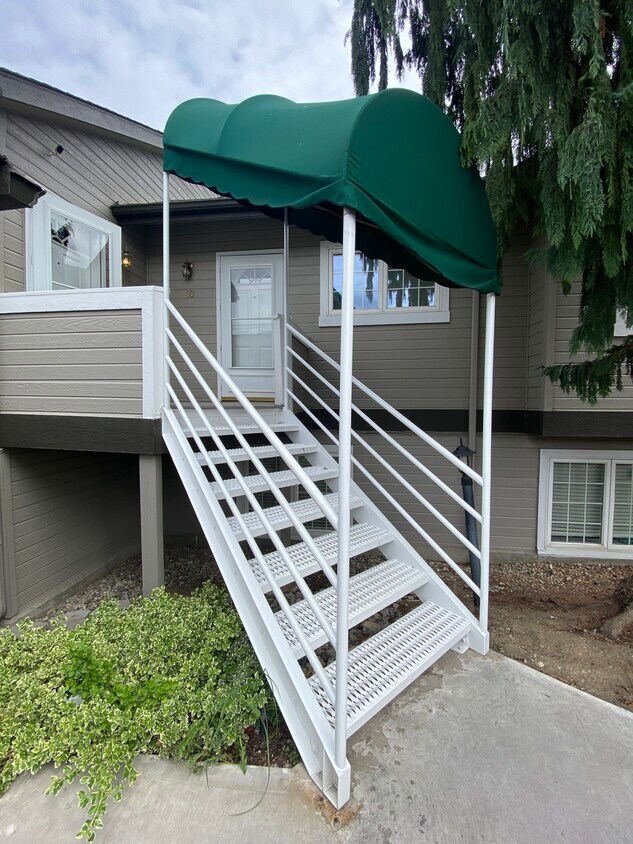 20 S Delaware Ave Unit 10, Wenatchee, WA 98801 Condo for Rent in