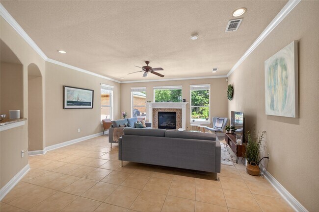 Foto del edificio - 1722 Parklake Village Dr