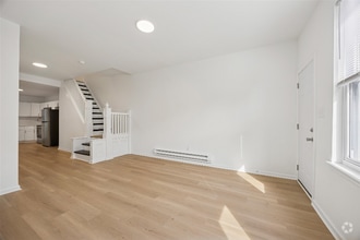Building Photo - 2308 Turner St