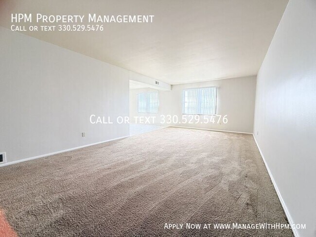 Foto del edificio - 3310 Warrensville Center Rd