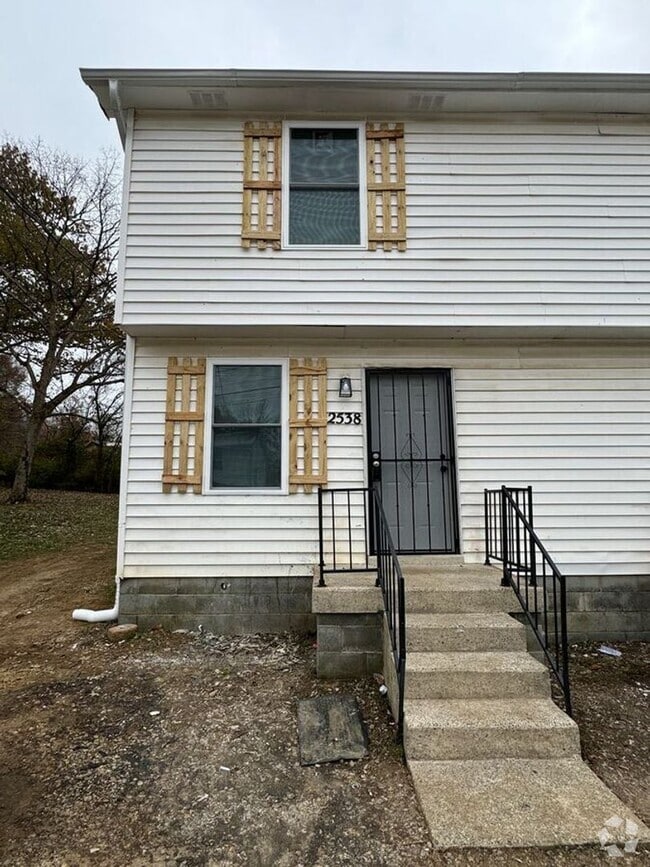 Building Photo - 2538 Highland Trace Dr