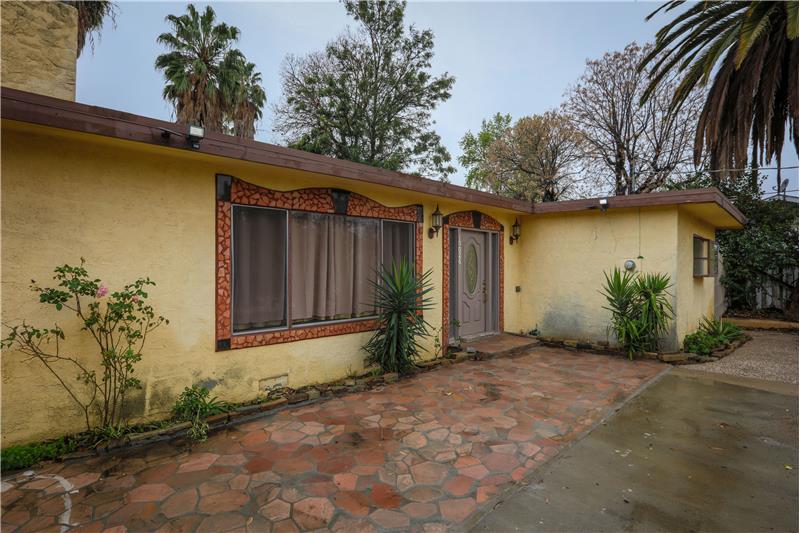 19026 Keswick St Unit 1, Reseda, CA 91335 Room for Rent in Reseda, CA