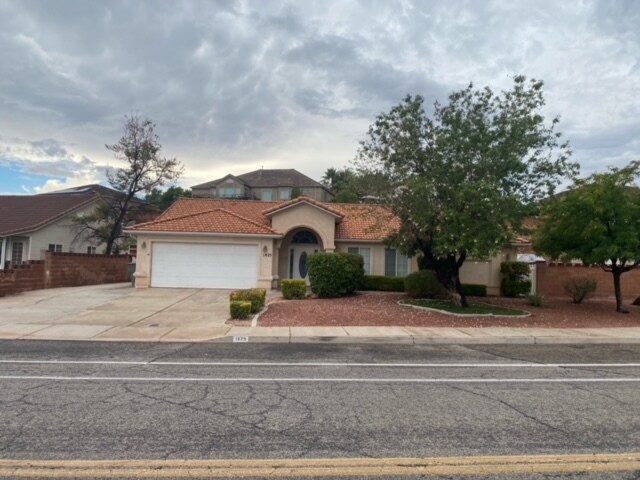 Foto principal - 1825 Lava Flow Dr