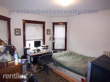Building Photo - 335 Faneuil St