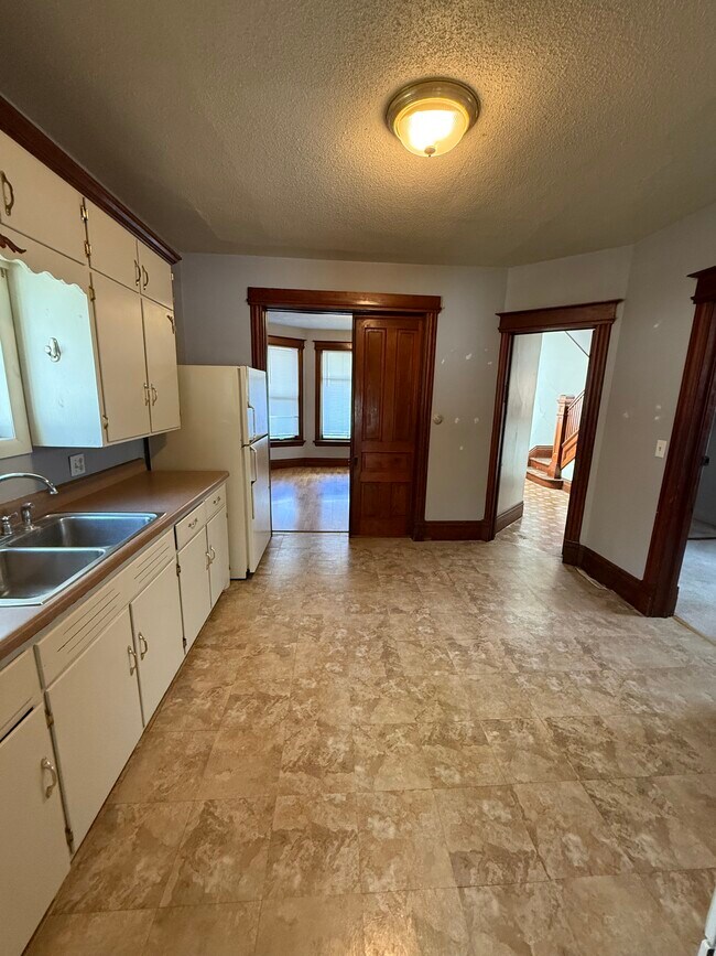 Foto del edificio - 2566 Hoard St