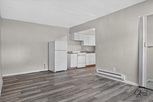 Building Photo - 11546 Chalmers St