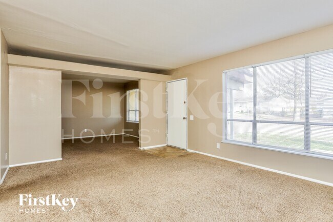 Foto del edificio - 10201 Pannell Dr