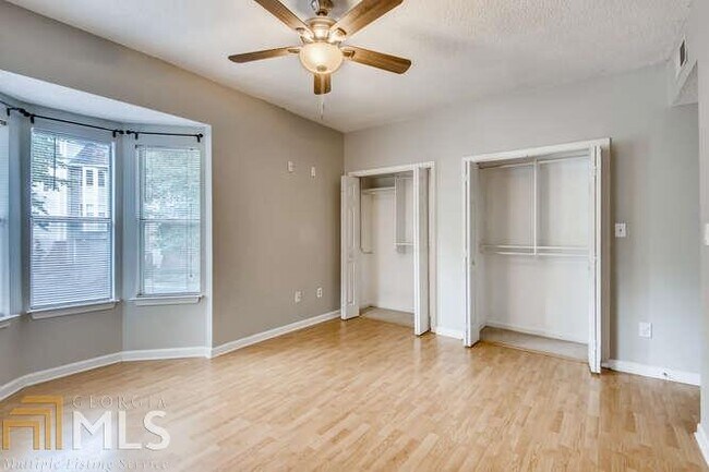 Foto del edificio - 802 Ivy Green Ln SE