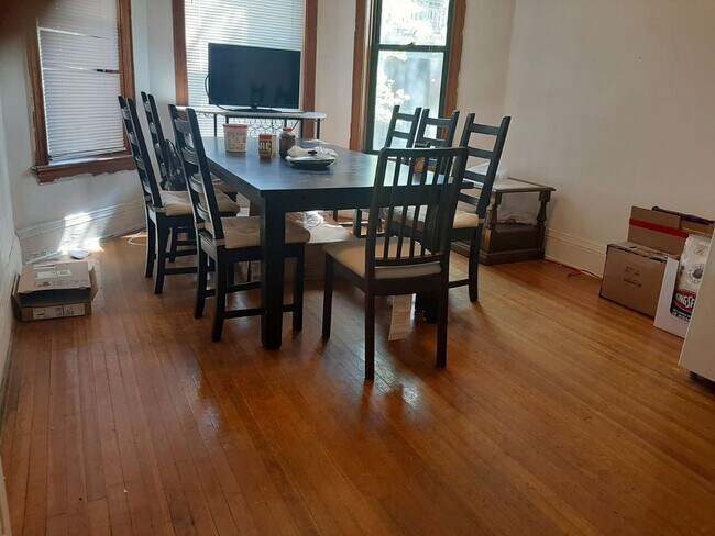 Foto del edificio - 1415 E 52nd St