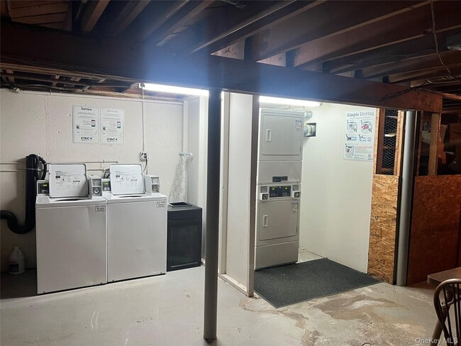 Foto del edificio - 239 N Middletown Rd