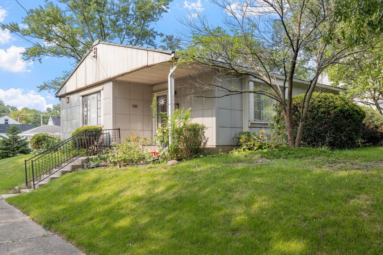 Foto principal - 1401 Linden Rd