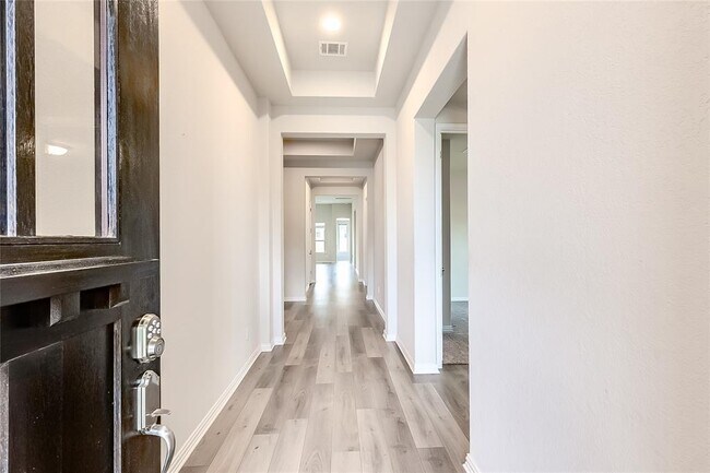 Building Photo - 3185 Hidalgo Loop
