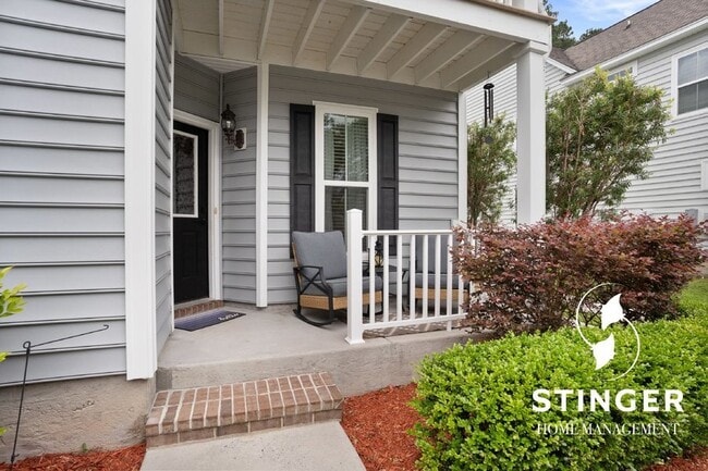 Building Photo - 4 Bedroom / 3 Bath For Rent In Parkside by...