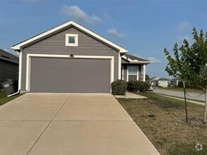 Building Photo - 5651 Bristle Leaf Dr