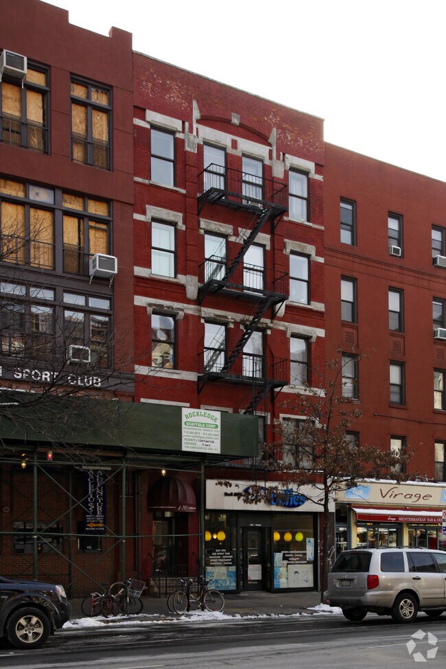Foto del edificio - 120 Second Ave