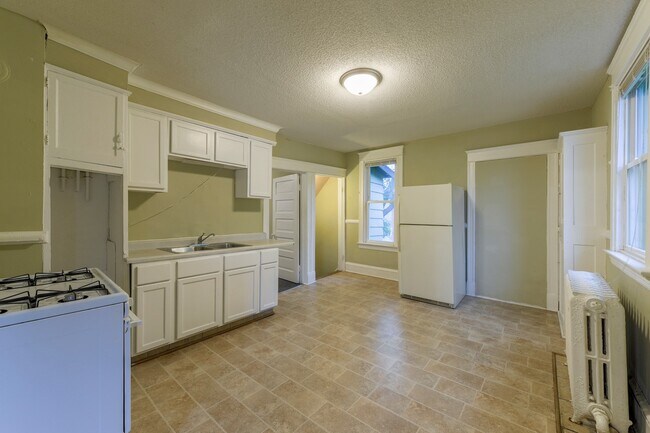 Foto del edificio - 2208-2210 Glenwood Ave