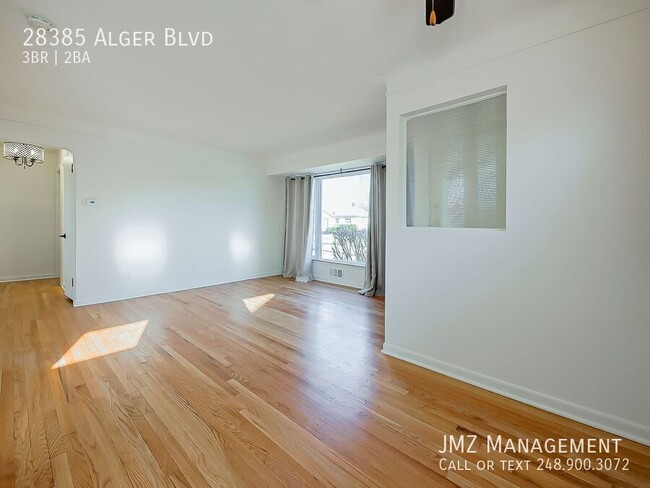 Foto del edificio - 28385 Alger St