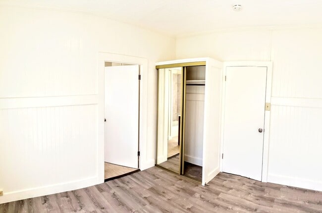 Building Photo - 1928 Pauoa Rd