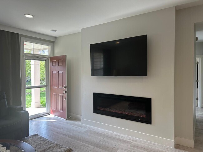 Foto del edificio - 10200 Mulberry Ln