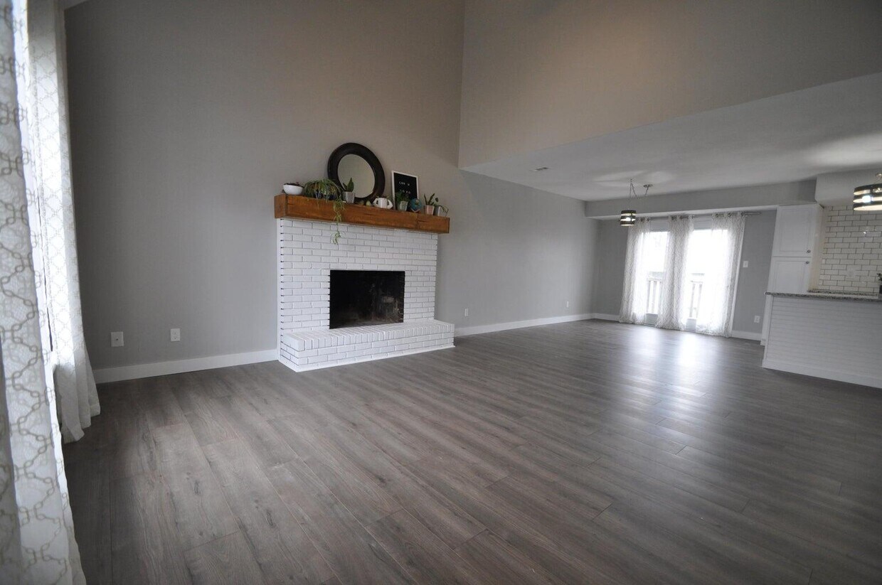 Foto principal - 1905 Waverly Ct