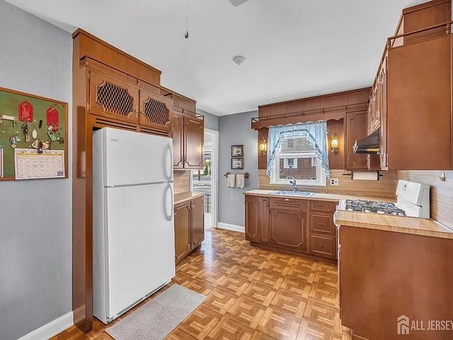 Foto del edificio - 143 Safran Ave