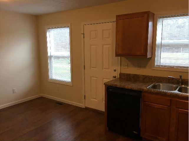 Foto del edificio - 105 Stoney Creek Ln