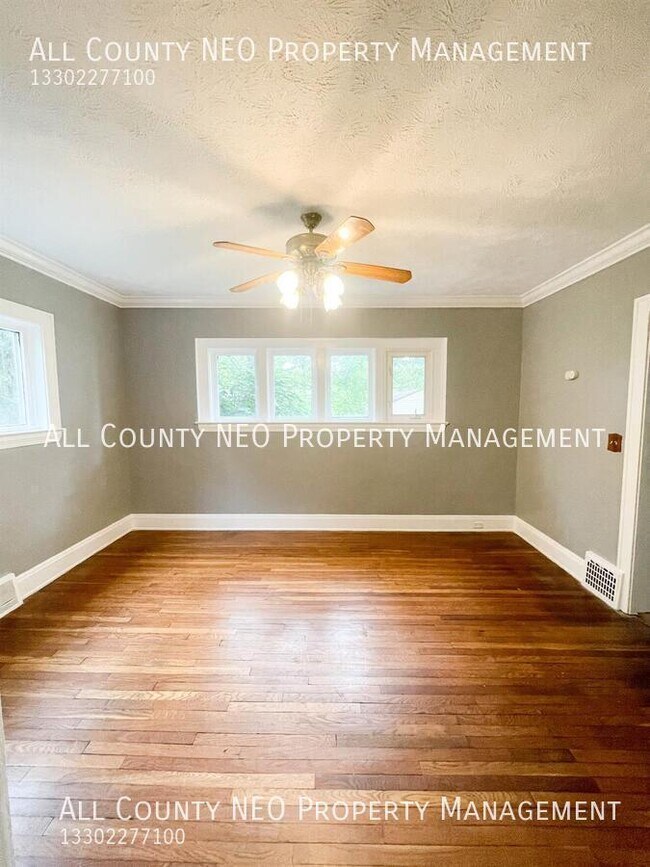 Foto del edificio - 3349 Altamont Rd