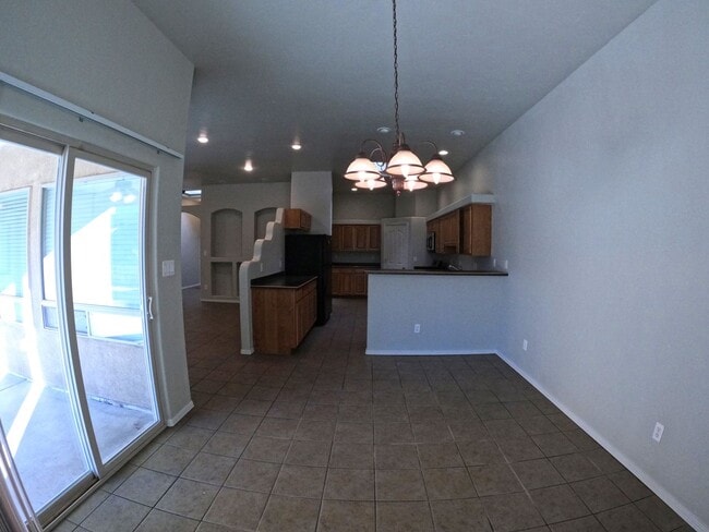 Foto del edificio - 2210 Dakota Dr